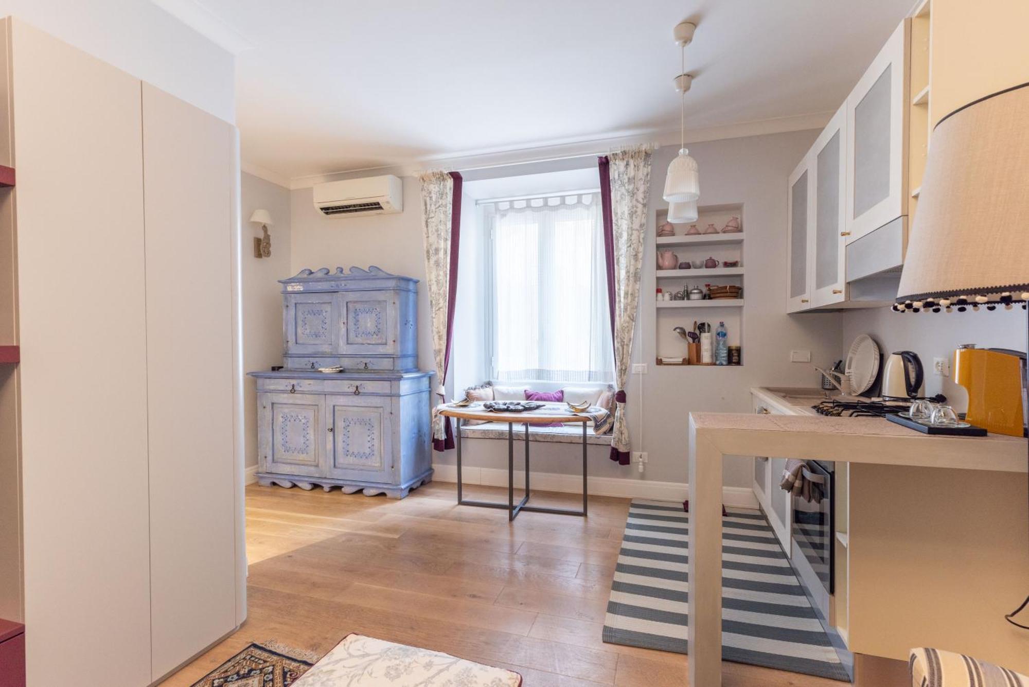 La Casa Di Nina In Via Veneto * Rome